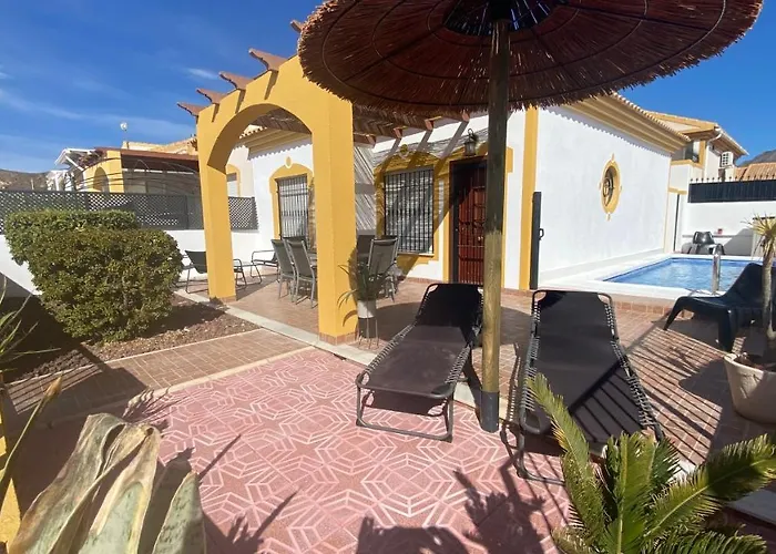 Casa Naranja