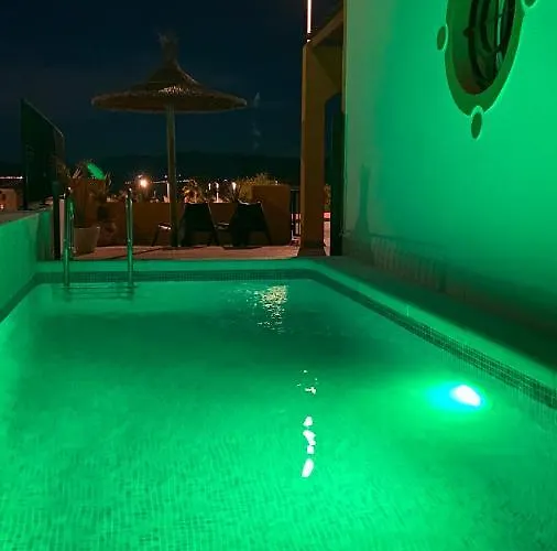 Casa Naranja